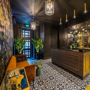 2* Hotel Leo Boutique