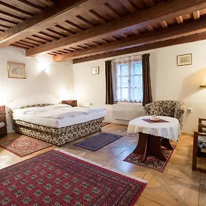https://pension-dientzenhofer.praguehotelsweb.com
